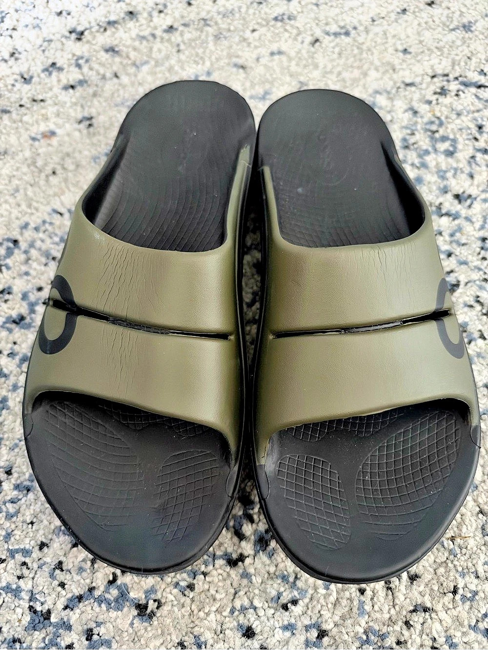 OOFOS OOahh Sport Slide Sandals – Men’s 12 / Women’s 14 – NEW
